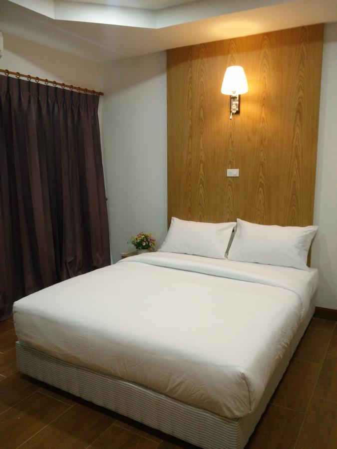 The Sr Residence Lampang Exterior photo