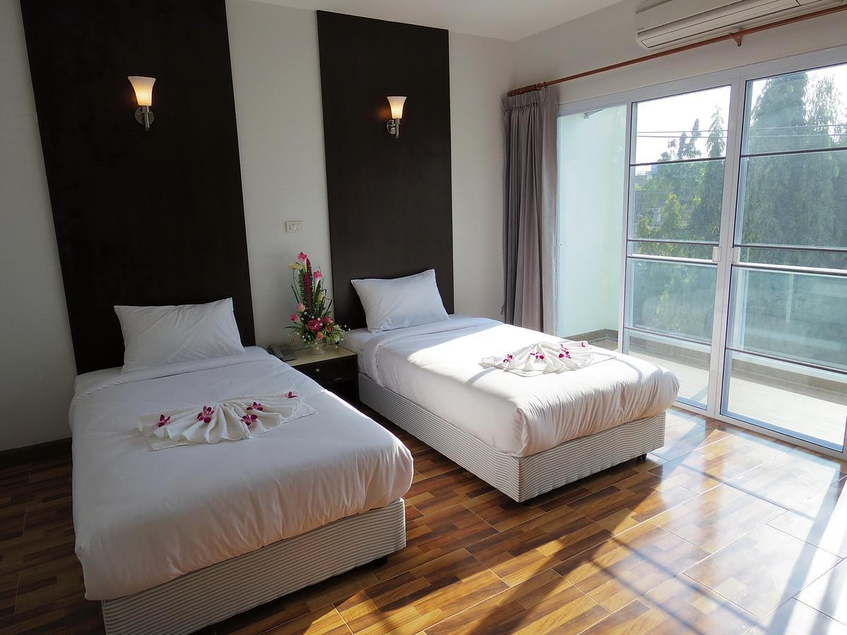 The Sr Residence Lampang Exterior photo